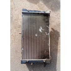 Радиатор охлаждения Volkswagen Passat b3 1,8